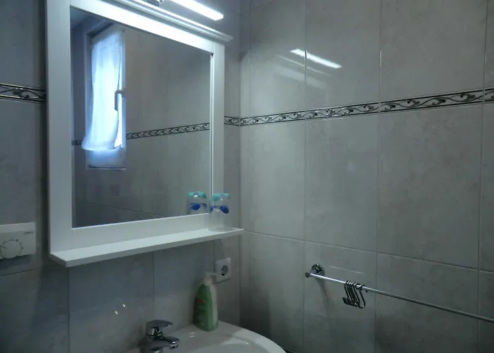 Koch 公寓 鲁斯特